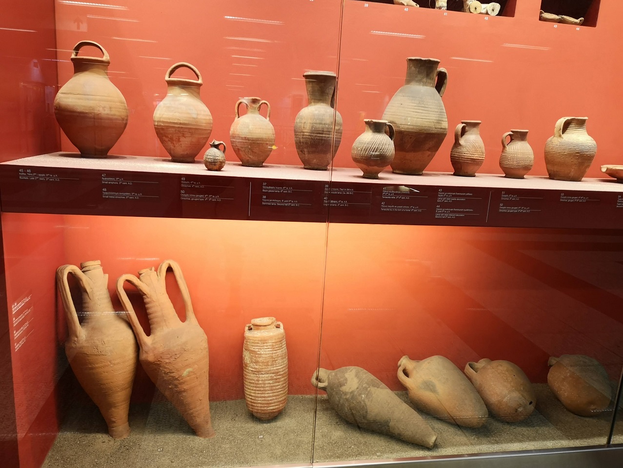 Old urns in terracotta 